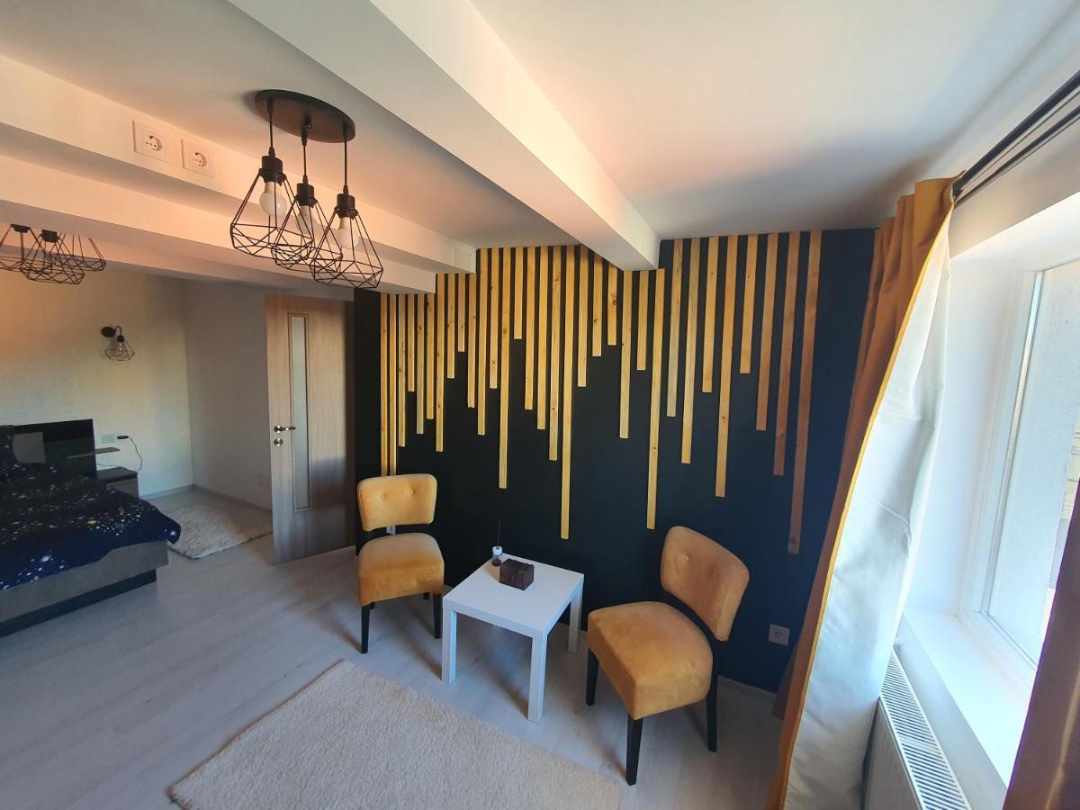 Gmg Residence Targoviste Bagian luar foto